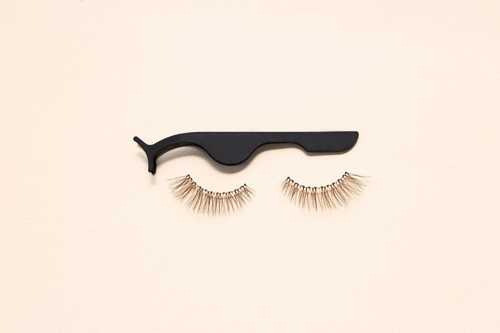LASH APPLICATOR