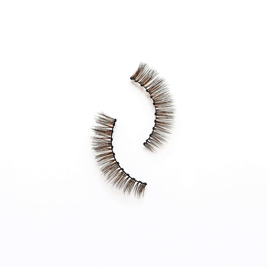 Coffee-colored natural magnetic lashes with flexible black band and delicate curl